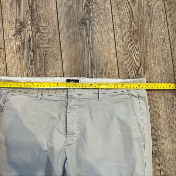 Hugo Boss light grey stretch slim fit chinos size 38R - Picture 2 of 11